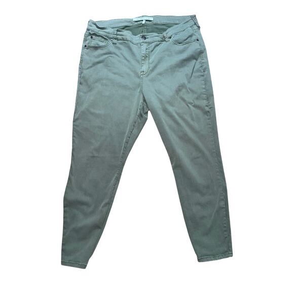 Celebrity Pink Mid Rise Skinny Ankle Pant - Size 18*** - Picture 1 of 8